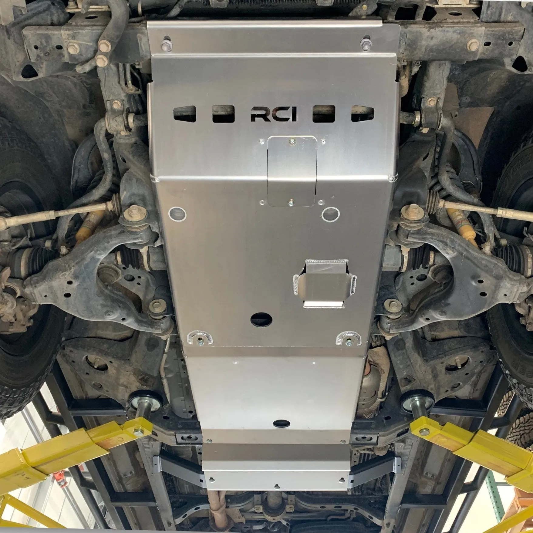 RCI Metalworks Full Skid Package - 2005  Tacoma